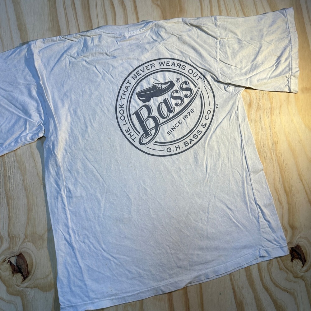 Vintage GH Bass Mens White Graphic T-Shirt The Look That Never Wears Out Large